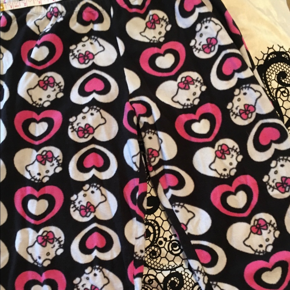 Hello kitty lounge pants 💜